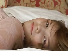 Petite 18yo girl finger herself on bed